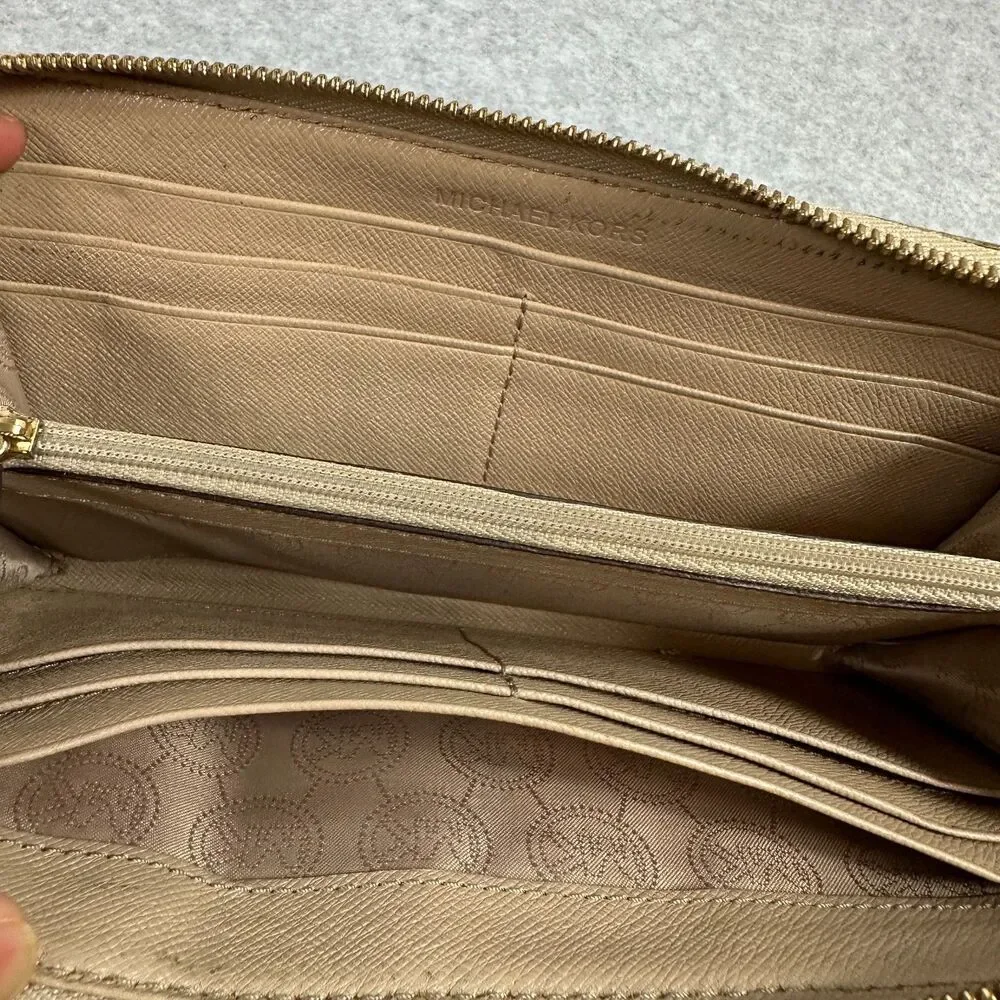 AUC Michael Kors Snake Skin Leather Zip Wallet Gold Tone Hardware Clutch MK